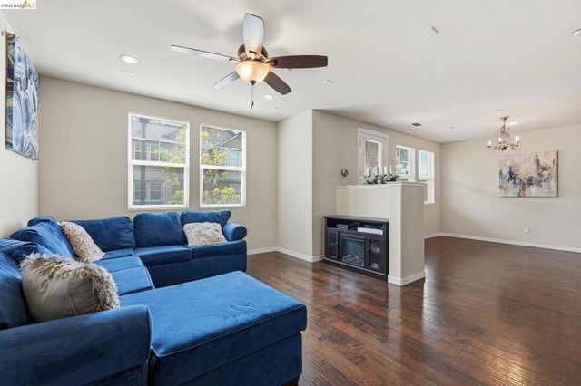 104 Serra Way, San Pablo, CA 94806