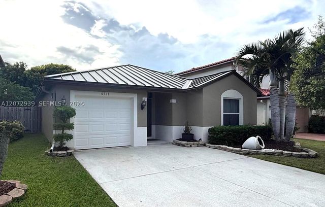 6711 Spring Garden Run, Lake Worth, FL 33463