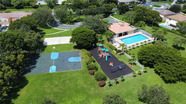 6711 Spring Garden Run, Lake Worth, FL 33463