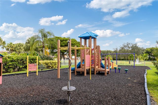6711 Spring Garden Run, Lake Worth, FL 33463
