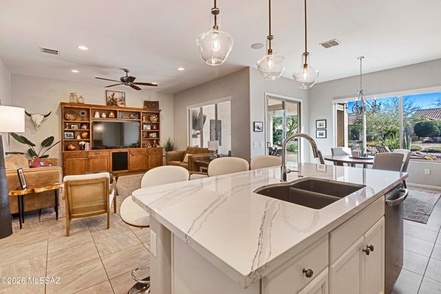 61309 E Happy Jack Trail, Oracle, AZ 85623