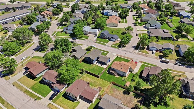 110 WINDSLOW DR, Rapid City, SD 57701
