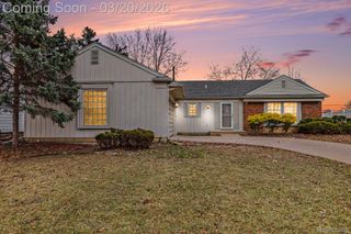35590 Hatherly Place, Sterling Heights, MI 48310