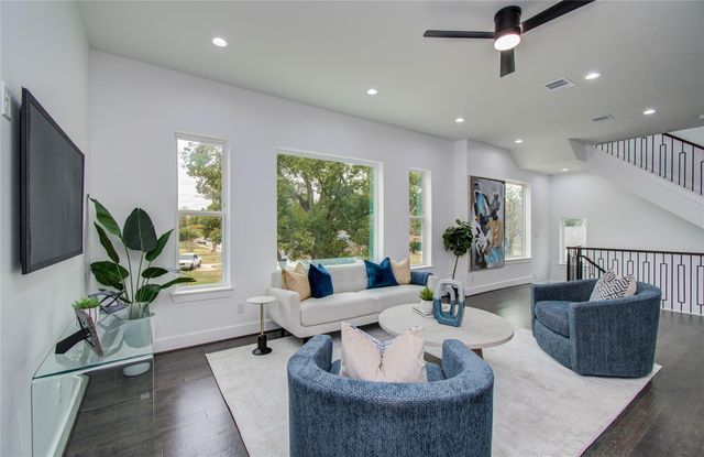 5024 Winnetka Street B, Houston, TX 77021