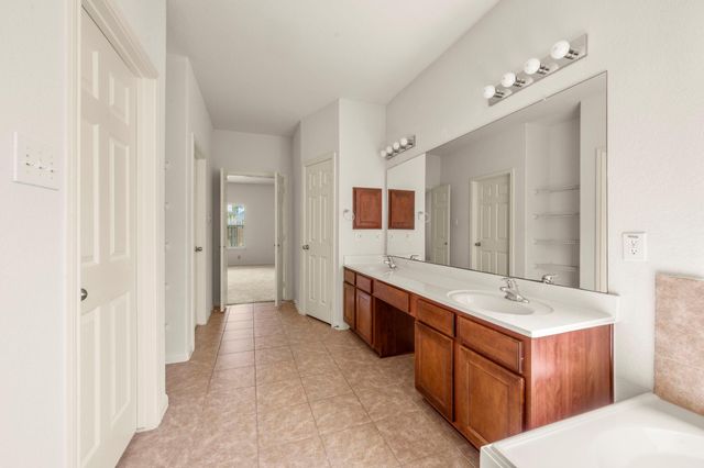 7803 Blue Lakes, Rosenberg, TX 77469