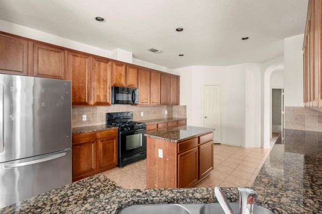 7803 Blue Lakes, Rosenberg, TX 77469