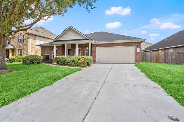 7803 Blue Lakes, Rosenberg, TX 77469