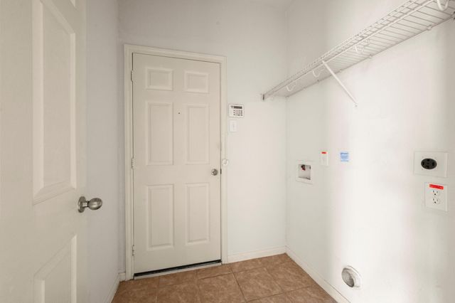 7803 Blue Lakes, Rosenberg, TX 77469