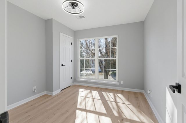 804 Bishopsgate Rd, Antioch, TN 37013