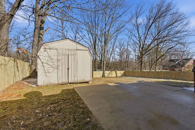 804 Bishopsgate Rd, Antioch, TN 37013