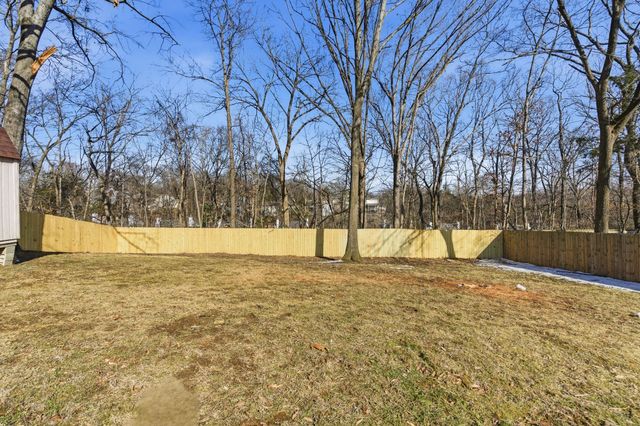 804 Bishopsgate Rd, Antioch, TN 37013