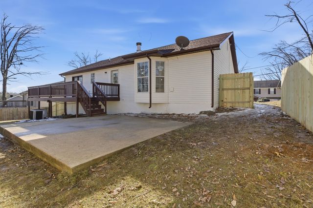 804 Bishopsgate Rd, Antioch, TN 37013