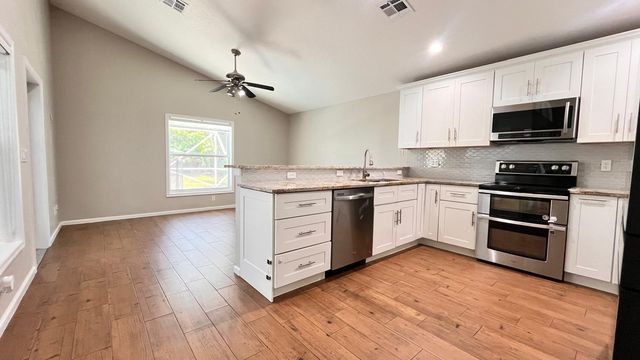 1627 Oak Berry Circle, Wellington, FL 33414