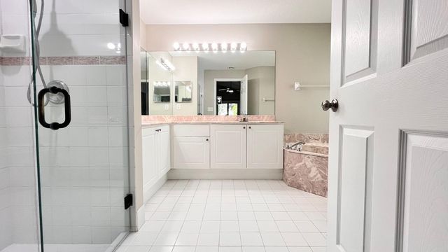 1627 Oak Berry Circle, Wellington, FL 33414