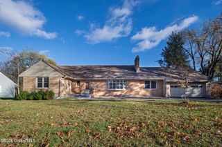 1258 Hawthorn Road, Niskayuna, NY 12309
