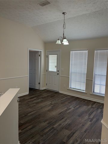 140 LAUREL HILL Drive, Prattville, AL 36066