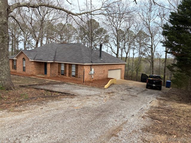 140 LAUREL HILL Drive, Prattville, AL 36066