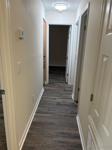 140 LAUREL HILL Drive, Prattville, AL 36066