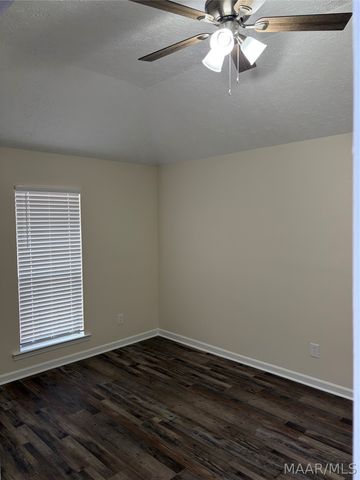 140 LAUREL HILL Drive, Prattville, AL 36066