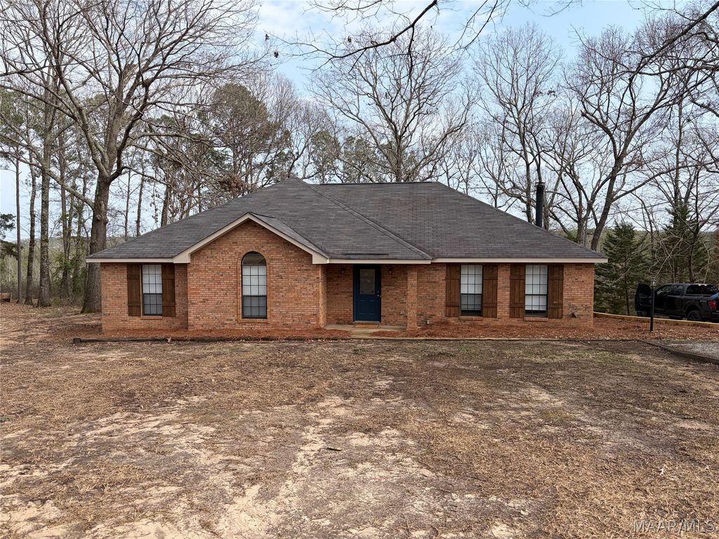 140 LAUREL HILL Drive, Prattville, AL 36066