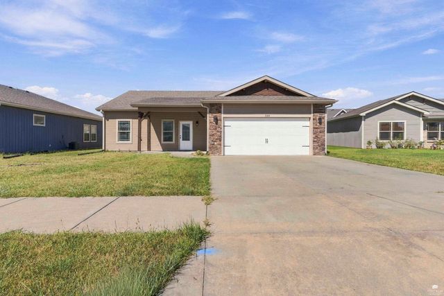 3324 Half Full Drive, Manhattan, KS 66502