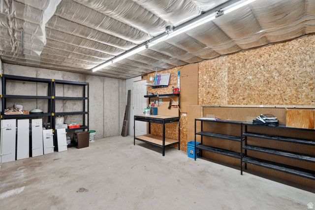 983 E 5400 S, South Ogden, UT 84405