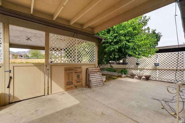 983 E 5400 S, South Ogden, UT 84405