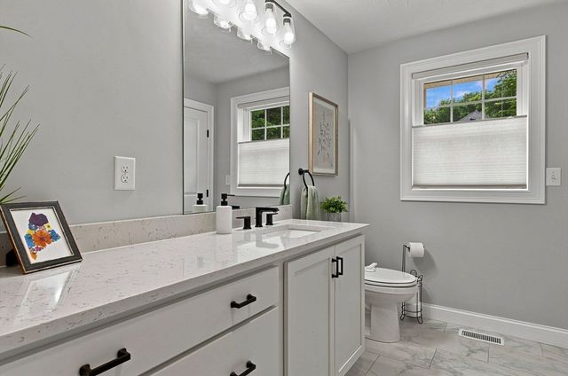 12 Gove Rd, Billerica, MA 01821