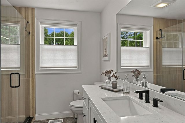 12 Gove Rd, Billerica, MA 01821