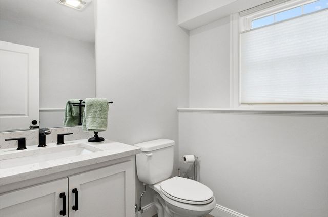 12 Gove Rd, Billerica, MA 01821