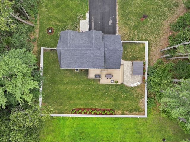 12 Gove Rd, Billerica, MA 01821