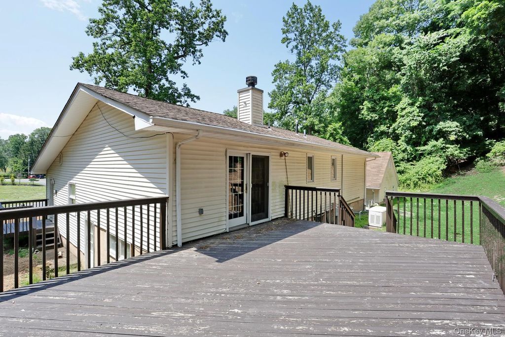 9 Charlotte Drive, Spring Valley, NY 10977 — photo 3