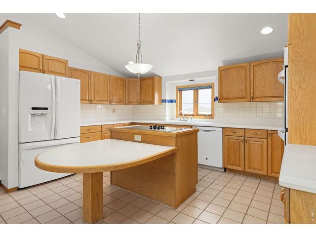 7598 Estate Cir, Niwot, CO 80503