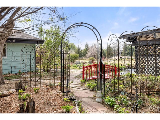 7598 Estate Cir, Niwot, CO 80503