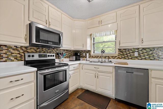 903 PARK AVENUE, Oneonta, AL 35121