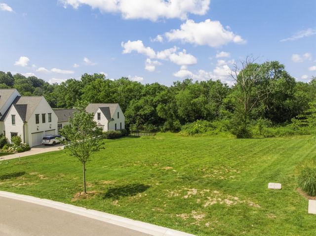 9113 Sawtooth Ln, College Grove, TN 37046