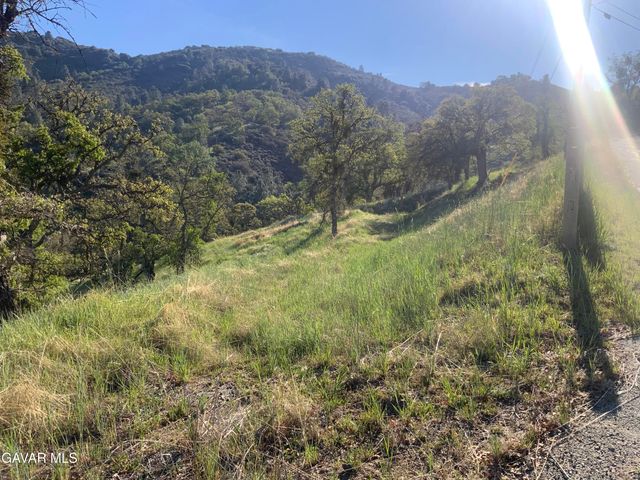 28600 Ridgeview Court, Tehachapi, CA 93561