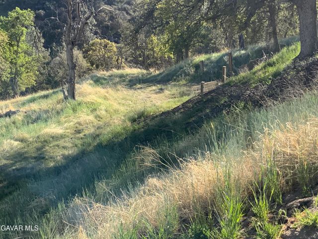 28600 Ridgeview Court, Tehachapi, CA 93561