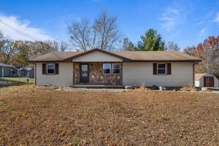 1201 Robin Road, Mahomet, IL 61853