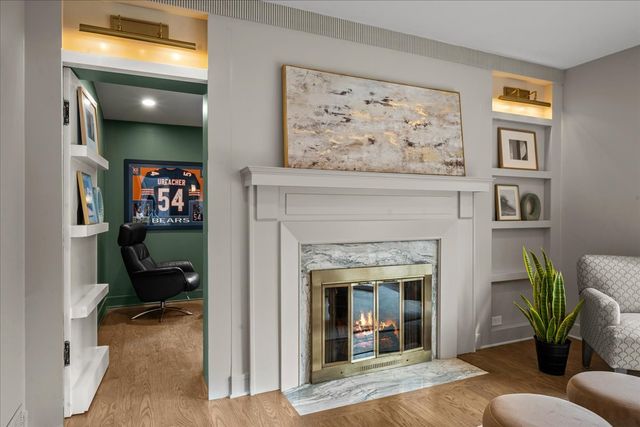 1288 Sunview Lane, Winnetka, IL 60093