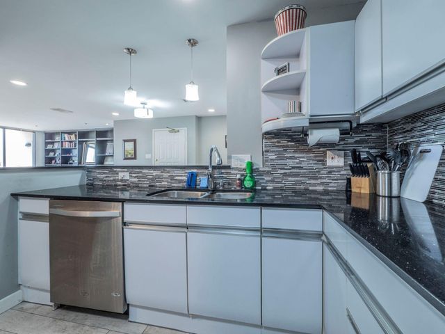 40 N Interstate 35 Highway 4A4, Austin, TX 78701