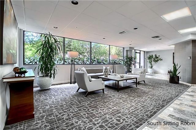 40 N Interstate 35 Highway 4A4, Austin, TX 78701