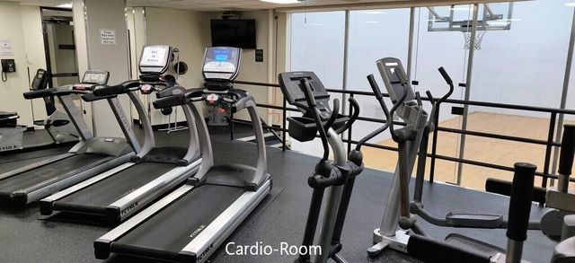 40 N Interstate 35 Highway 4A4, Austin, TX 78701