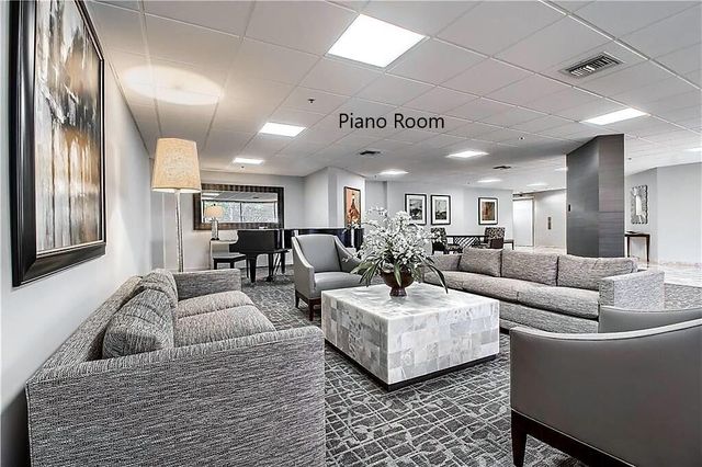 40 N Interstate 35 Highway 4A4, Austin, TX 78701