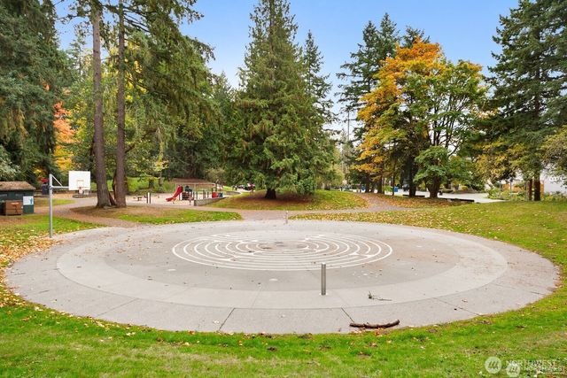 13007 1st Avenue NE, Seattle, WA 98125