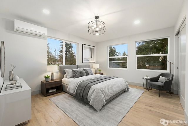 13007 1st Avenue NE, Seattle, WA 98125