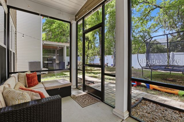 50 Starshine Cir, Bluffton, SC 29910