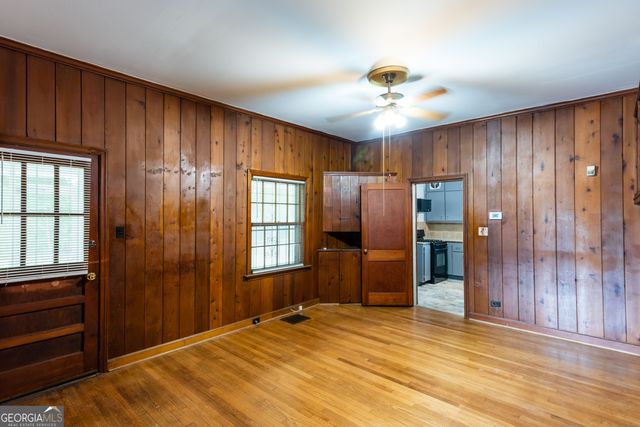 2111 M L King Jr Drive NW, Atlanta, GA 30310
