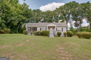2111 M L King Jr Drive NW, Atlanta, GA 30310