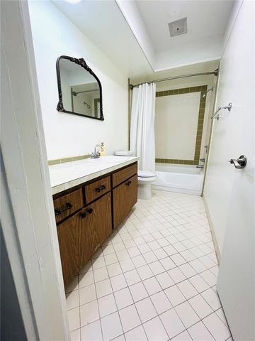8651 10TH STREET N 210, St Petersburg, FL 33702